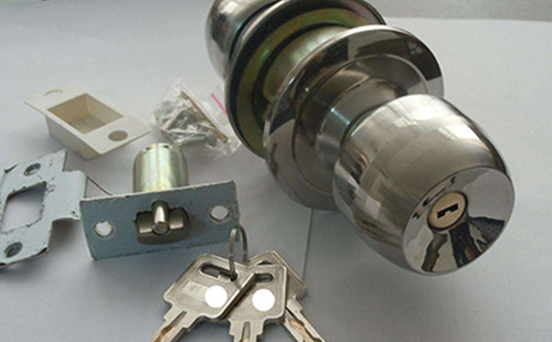 田家庵24小时上门开锁公司