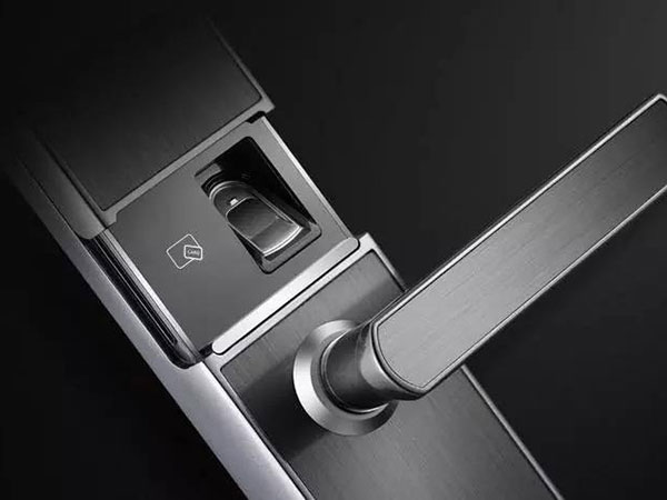 田家庵24小时上门开锁公司